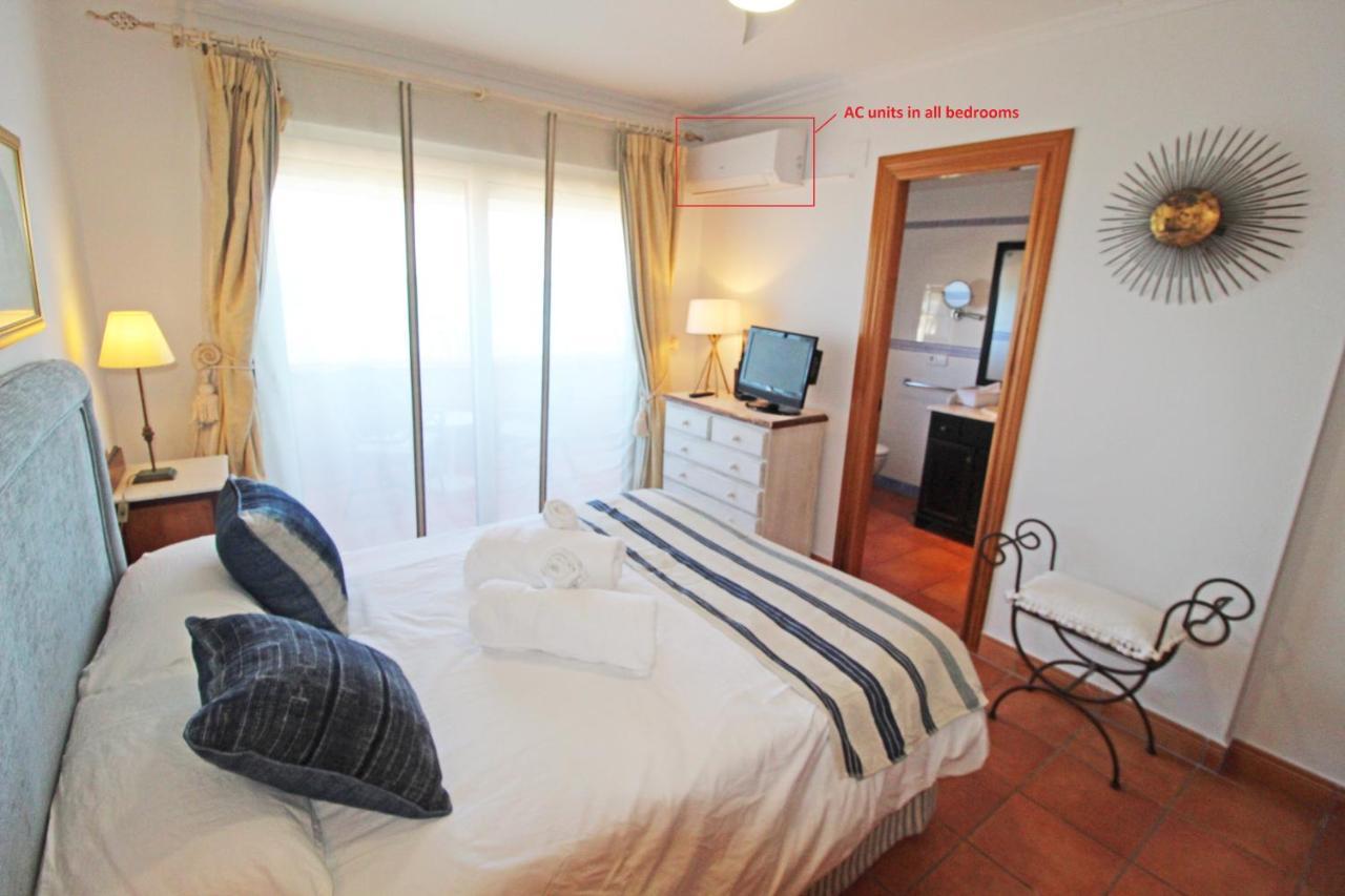 Appartamento Ático duplex de lujo frente al mar. 1a linea playa El Campello Esterno foto