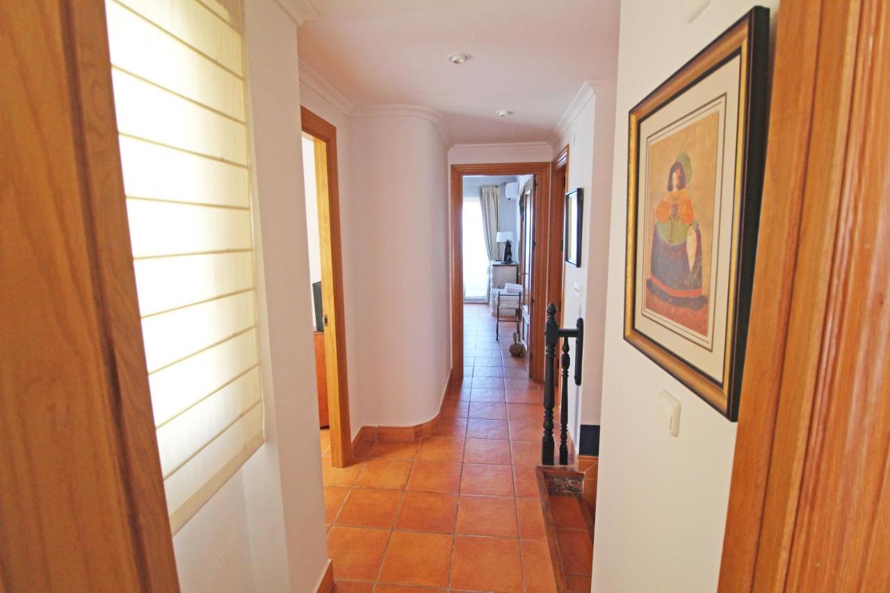 Appartamento Ático duplex de lujo frente al mar. 1a linea playa El Campello Esterno foto