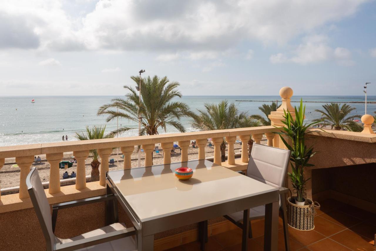 Appartamento Ático duplex de lujo frente al mar. 1a linea playa El Campello Esterno foto
