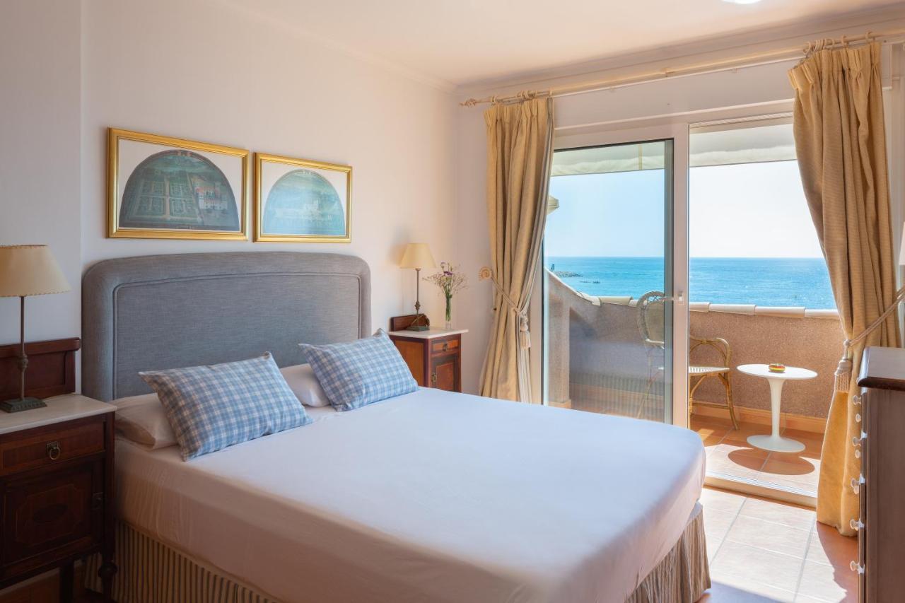 Appartamento Ático duplex de lujo frente al mar. 1a linea playa El Campello Esterno foto
