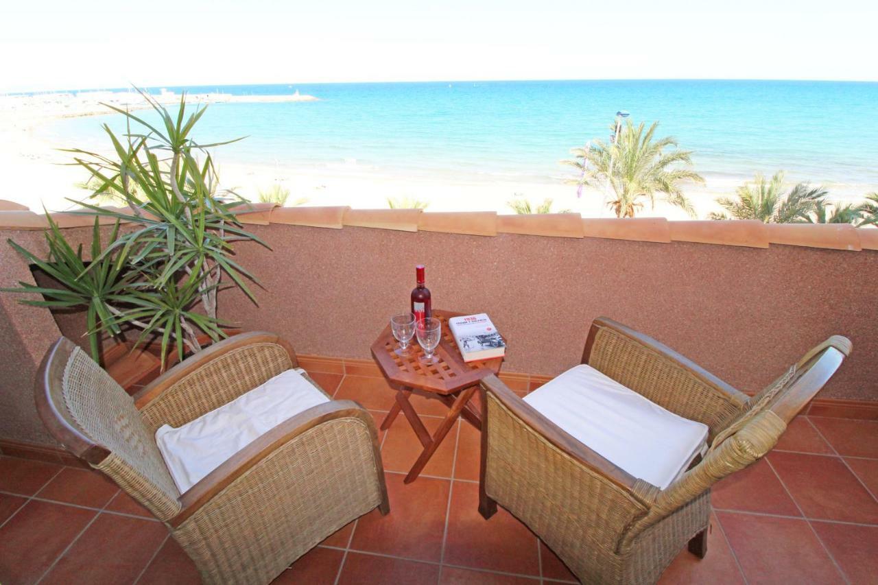 Appartamento Ático duplex de lujo frente al mar. 1a linea playa El Campello Esterno foto